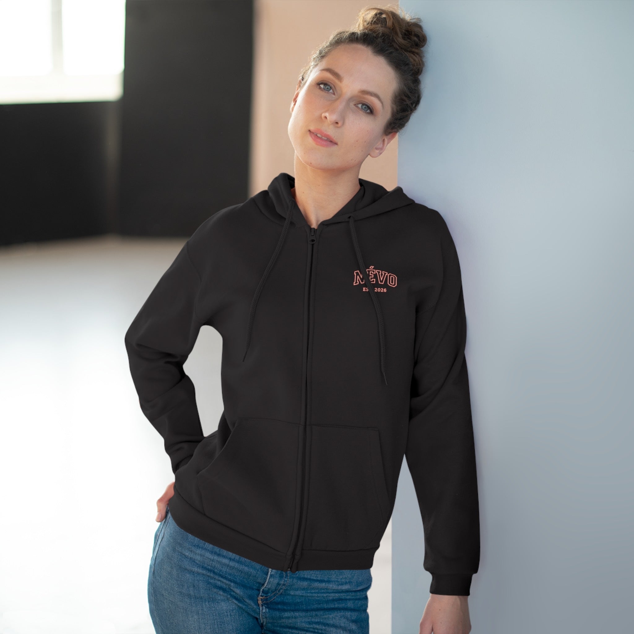Névo Zip Hoodie